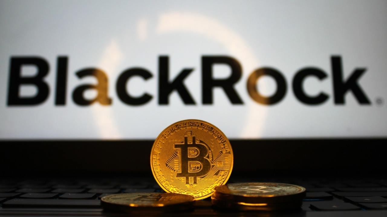Blackrock’ın Öncülüğündeki Bitcoin ETF’leri 103 Milyon Dolarlık Girişle Toparlandı, BTC 86 Bin Doları Aştı